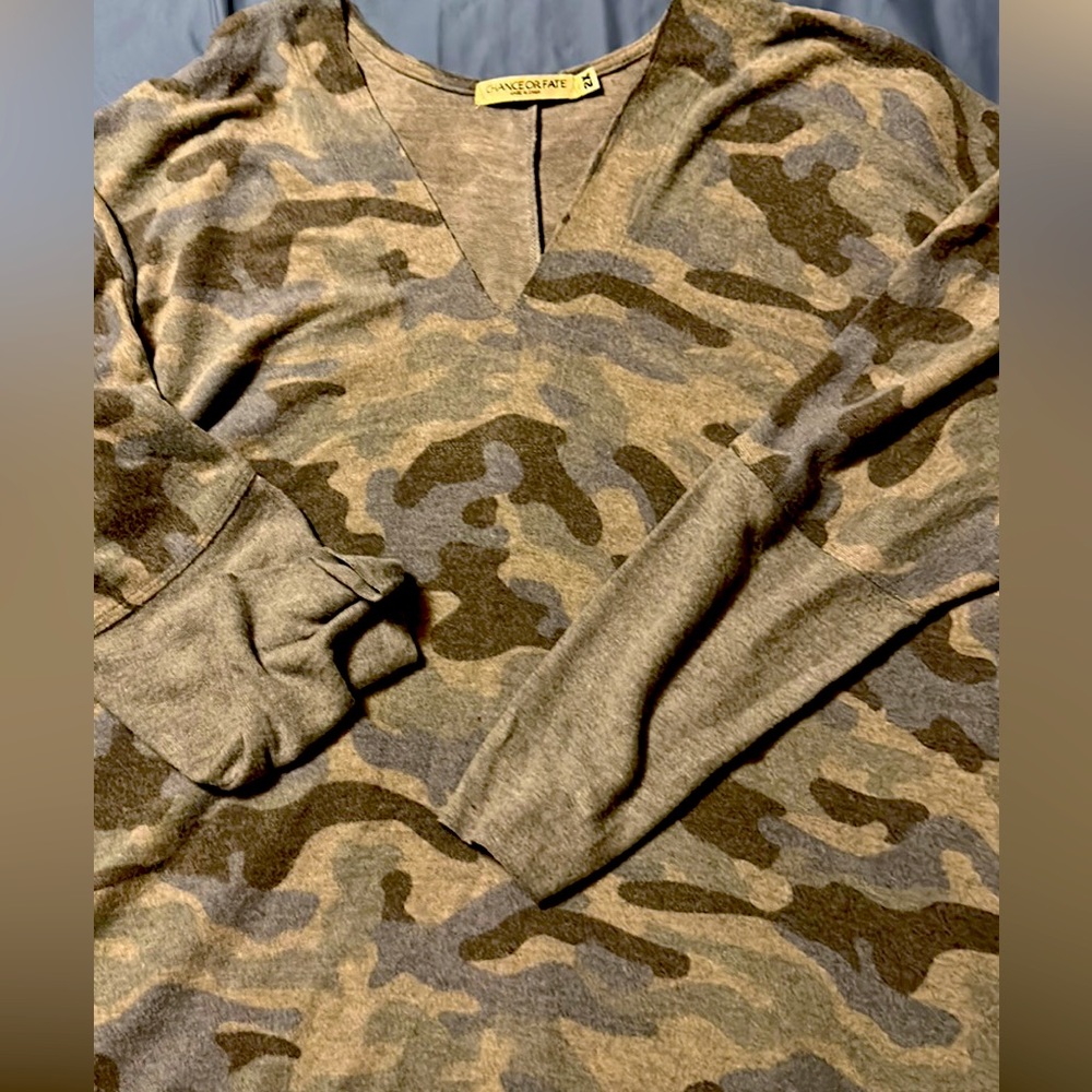 Chance of Fate 2x tunic sweater